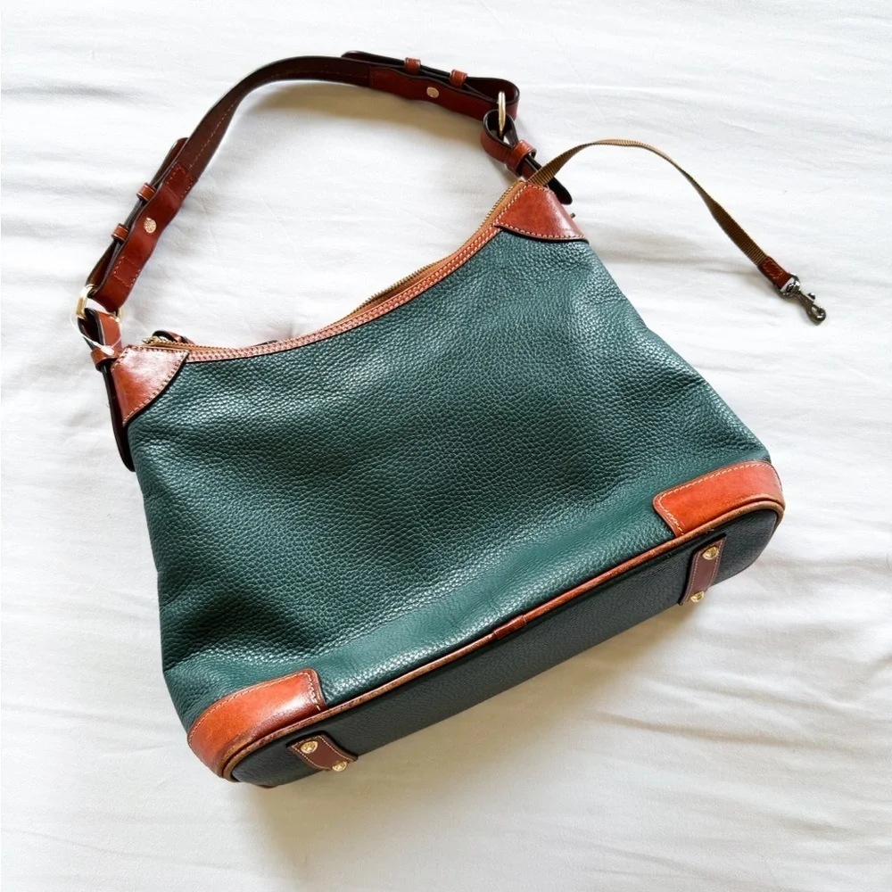 Dooney & Bourke Green Pebble Grain Hobo bag / purse